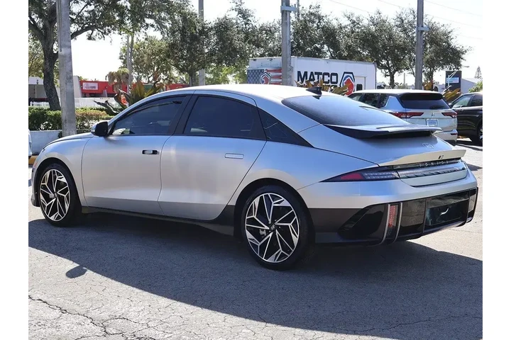 $22690 : Hyundai IONIQ 6 2024 SEL 4dr image 9