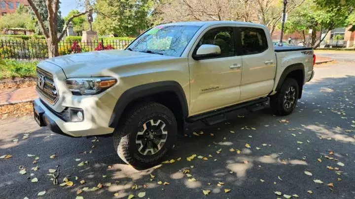 $28995 : 2016 Tacoma TRD Off-Road image 3