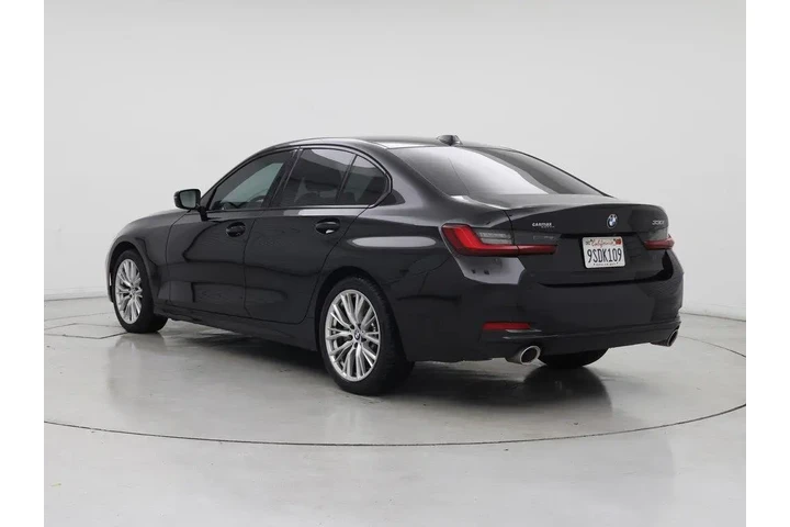 $25998 : BMW 3 Series 2023 330i 4dr S image 2