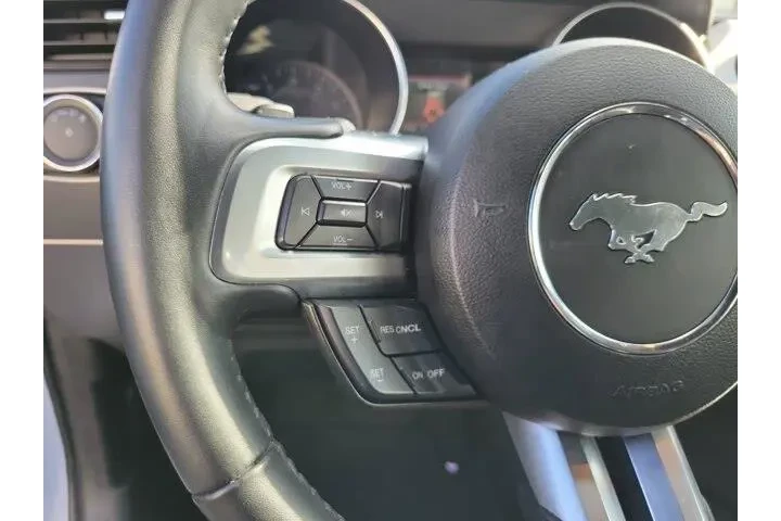 $27500 : Ford Mustang 2018 GT Premium image 6