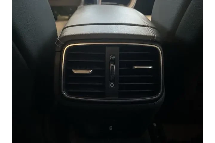 $20733 : Genesis G70 2020 AWD 2.0T 4d image 9