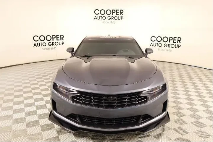 $26989 : Chevrolet Camaro 2023 LT 2dr image 8