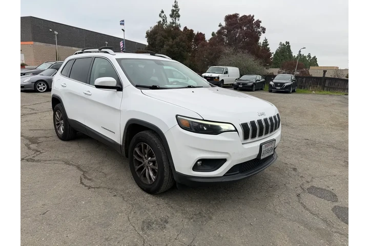 $14000 : Jeep Cherokee 2019 4x4 Latit image 7