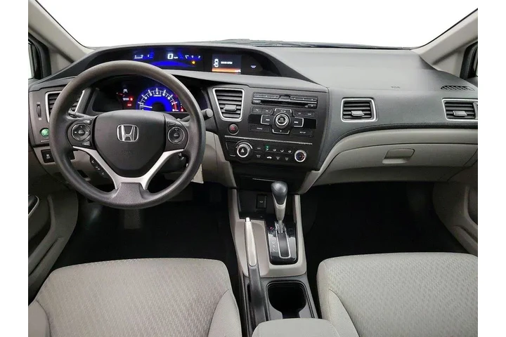 $17998 : Honda Civic 2015 LX 4dr Seda image 9