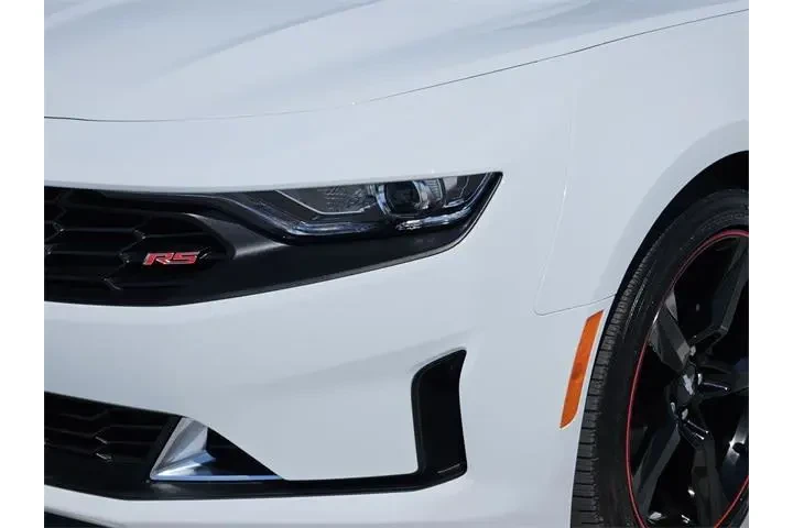 $32998 : Chevrolet Camaro 2024 LT 2dr image 8