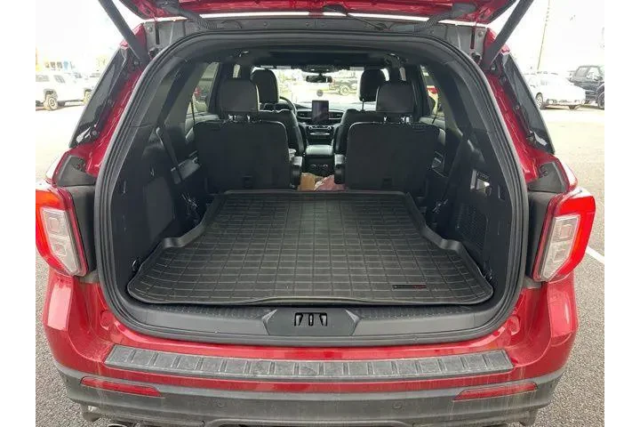 $37989 : Ford Explorer 2022 AWD ST 4d image 8