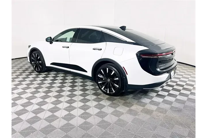 $37800 : Toyota Crown 2024 AWD Platin image 5