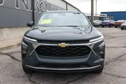 $22587 : 2025 Trax FWD 4dr LT thumbnail