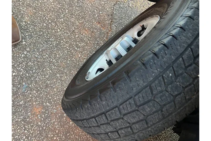 $14999 : 2015 Express 2500 image 9