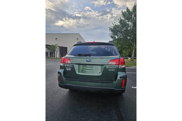 $4999 : 2012 Outback 2.5i Limited image 4