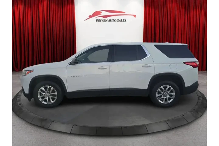 $12999 : 2018 Traverse LS image 9
