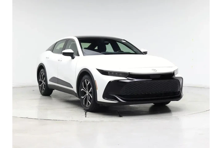 $29998 : Toyota Crown 2023 AWD Limite image 1