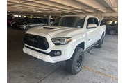 $32998 : Toyota Tacoma 2021 4x2 TRD S thumbnail