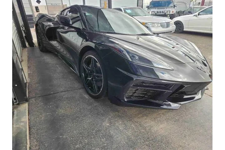 $69995 : 2021 Corvette image 3