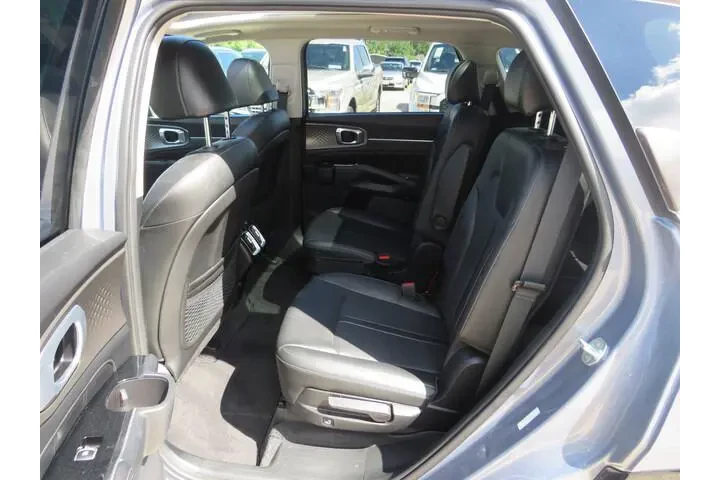 $35991 : Kia Sorento 2022 SX 4dr SUV image 6