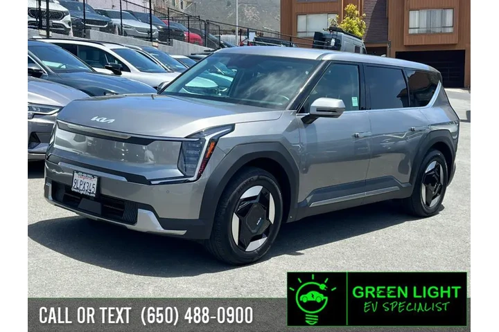 $35200 : 2024 EV9 Light Standard RWD image 1