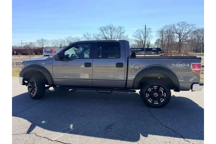$8500 : 2012 F-150 FX4 image 10