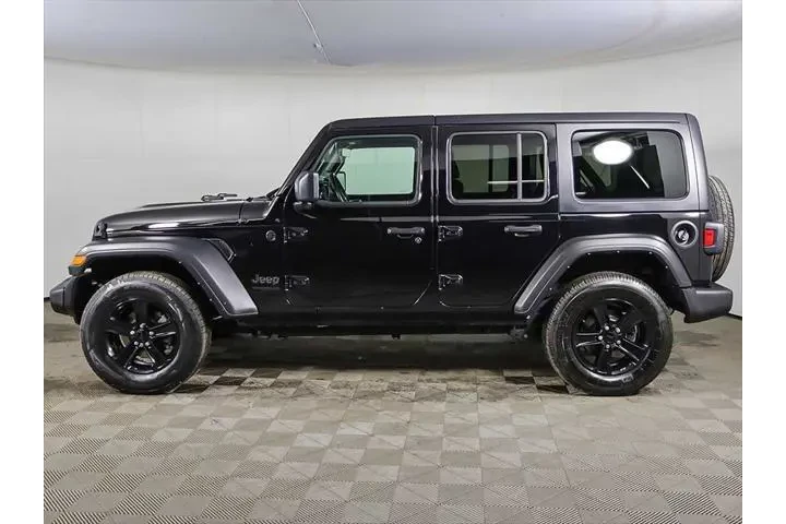 $28829 : Jeep Wrangler Unlimited 2022 image 10