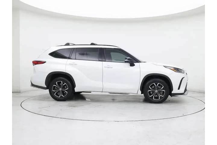 $37998 : Toyota Highlander 2023 AWD X image 7