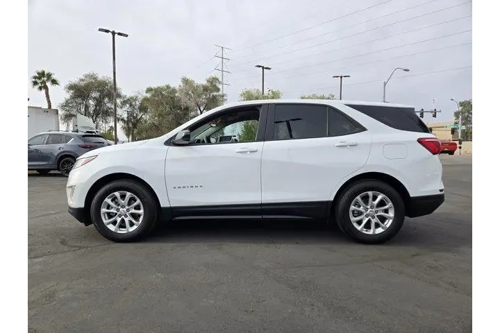 $17292 : Chevrolet Equinox 2020 LS 4d image 3