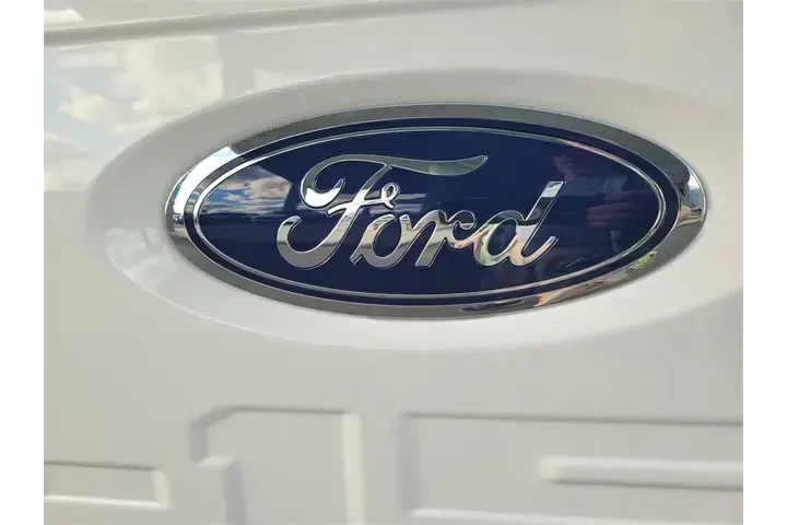 $39997 : Ford F-150 2023 4x4 XLT 4dr image 10