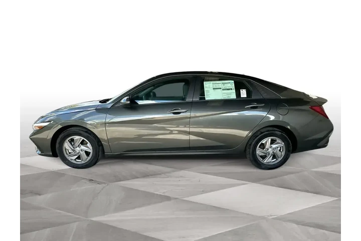 $23483 : Hyundai ELANTRA 2025 SE 4dr image 5