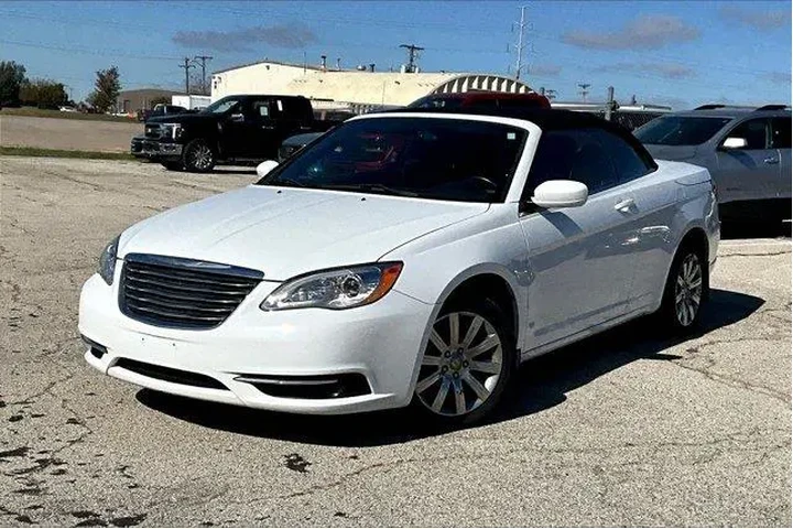 $9495 : Chrysler 200 2012 Touring 2d image 7