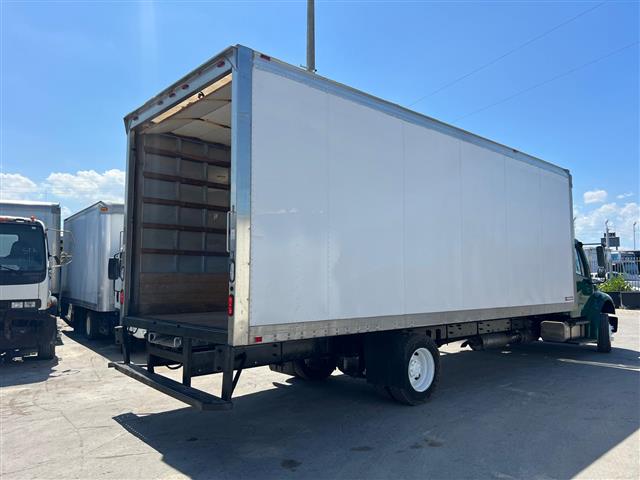 2015 FREIGHTLINER 24FT DRY BOX image 3