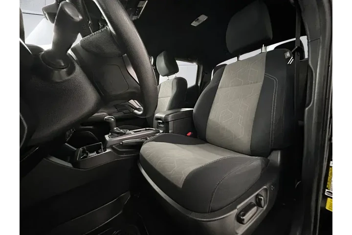 $36991 : Toyota Tacoma 2022 4x4 TRD P image 8