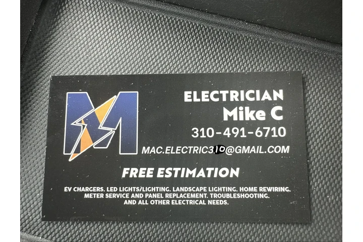 Electricista certificado image 1