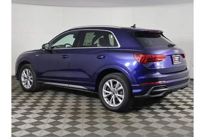 $23123 : Audi Q3 2023 AWD quattro S l image 8