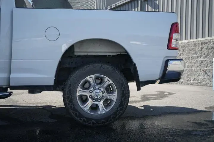 $39328 : Ram 2500 2024 4x4 Big Horn 4 image 6