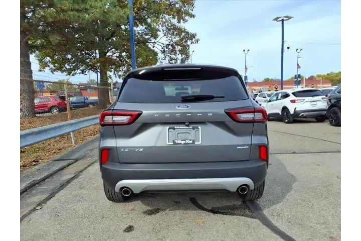 $22980 : Ford Escape 2023 AWD Active image 7
