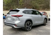 $26957 : Toyota Highlander 2022 XSE 4 thumbnail