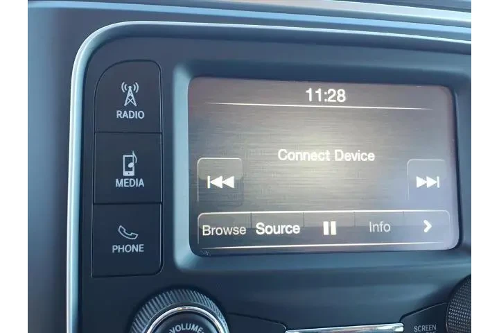 $26988 : Ram 1500 Classic 2024 4x2 SL image 6