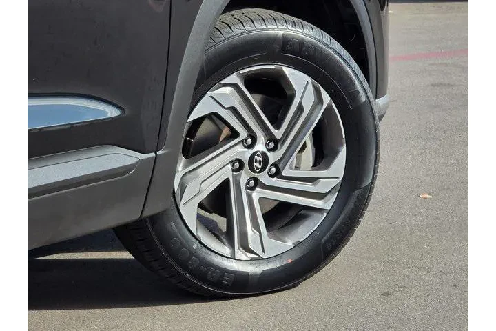 $20096 : Hyundai SANTA FE 2023 AWD SE image 8