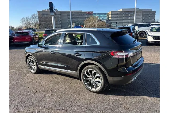 $35985 : Lincoln Nautilus 2022 Reserv image 5