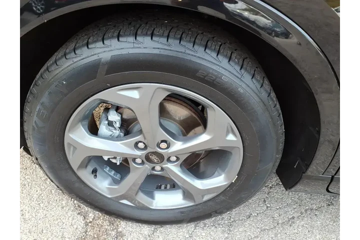 $24897 : Ford Escape 2023 ST-Line 4dr image 7