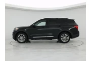 $29998 : Ford Explorer 2021 AWD XLT 4 thumbnail