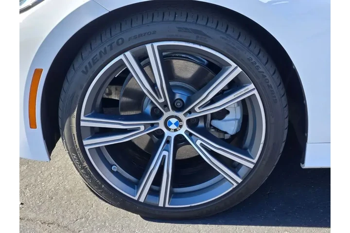 $29091 : BMW 3 Series 2022 330i 4dr S image 9