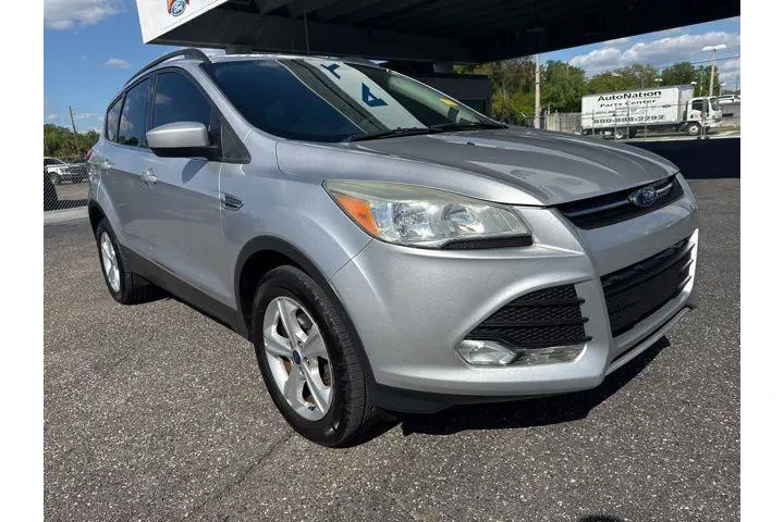 $8491 : Ford Escape 2016 SE 4dr SUV image 4