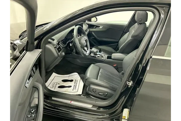 $34990 : Audi A4 2023 AWD quattro S l image 9