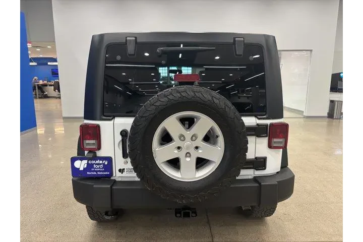 $22990 : Jeep Wrangler Unlimited 2017 image 7