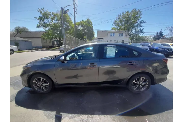 $21995 : 2024 Forte LXS image 5