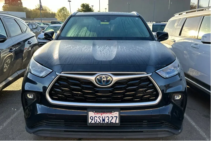 $34990 : Toyota Highlander Hybrid 202 image 3
