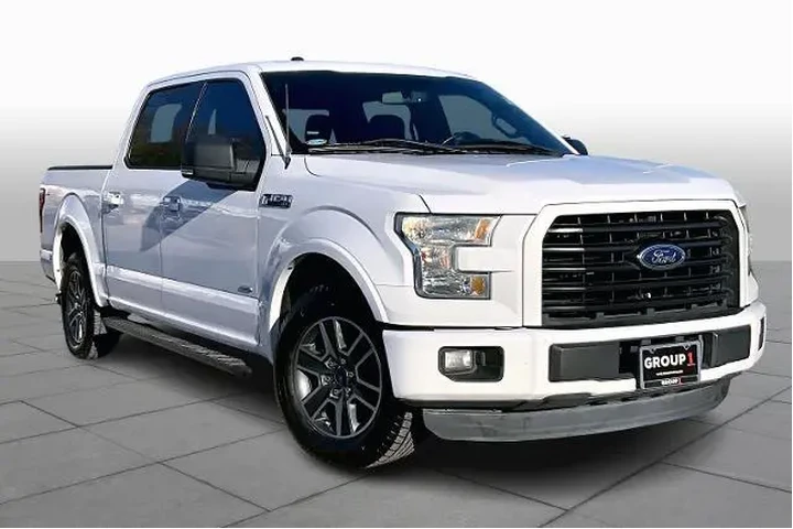 $17086 : Ford F-150 2016 4x2 XLT 4dr image 3
