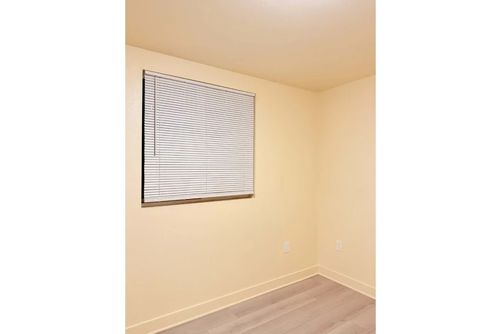 $700 : Cuarto en renta image 2