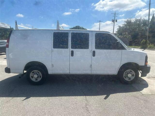 $21990 : 2017 CHEVROLET EXPRESS 2500 C image 8