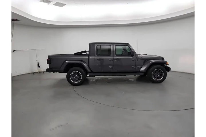$29998 : Jeep Gladiator 2021 4x4 Over image 4