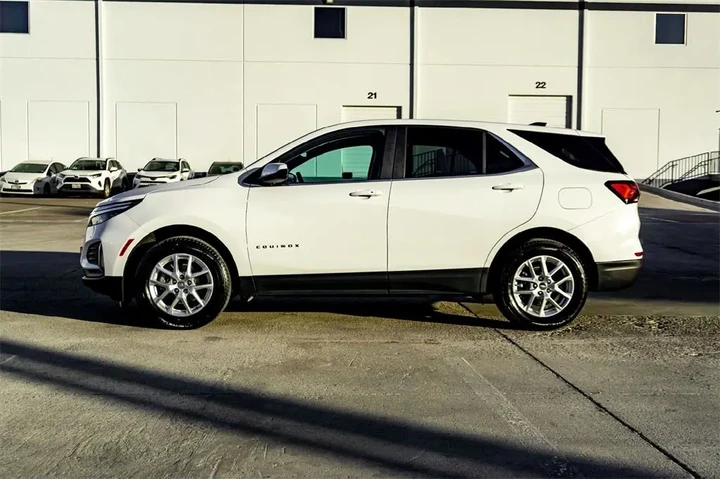 $19307 : Chevrolet Equinox 2024 4x4 L image 8